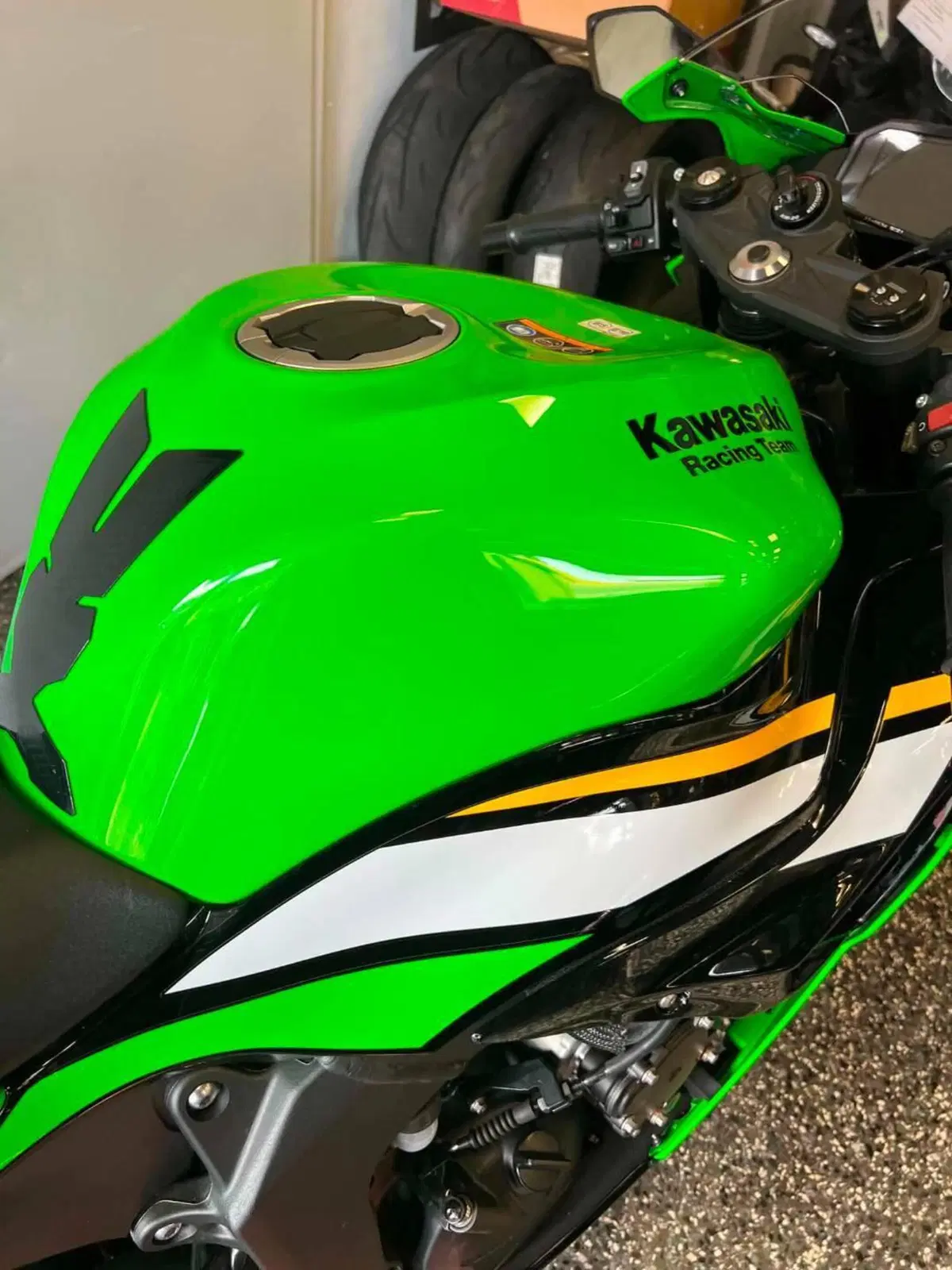 Kawasaki Ninja 636 ZX-6R (2024 - 26) (4)