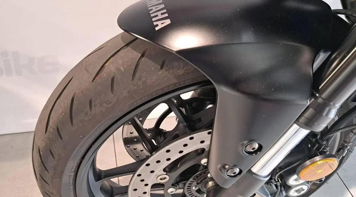 Yamaha MT-09 Y-AMT (2024 - 26) (5)