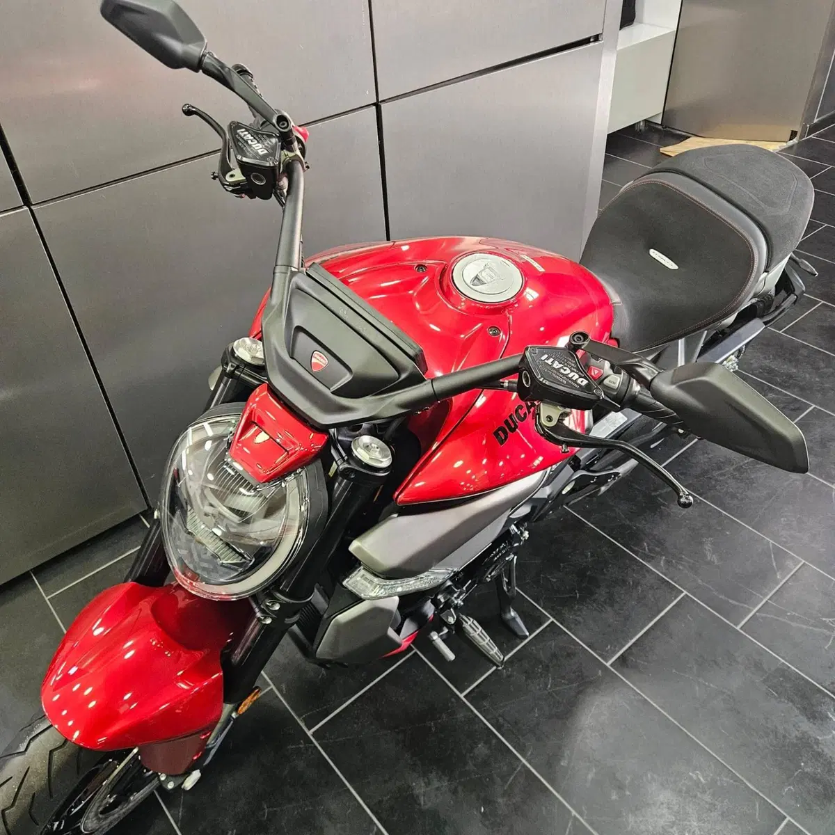 Ducati XDiavel V4 (2025 - 26) (2)