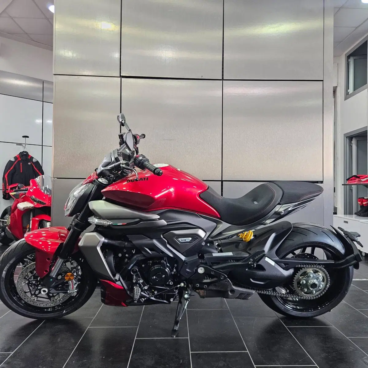 Ducati XDiavel V4 (2025 - 26) (3)