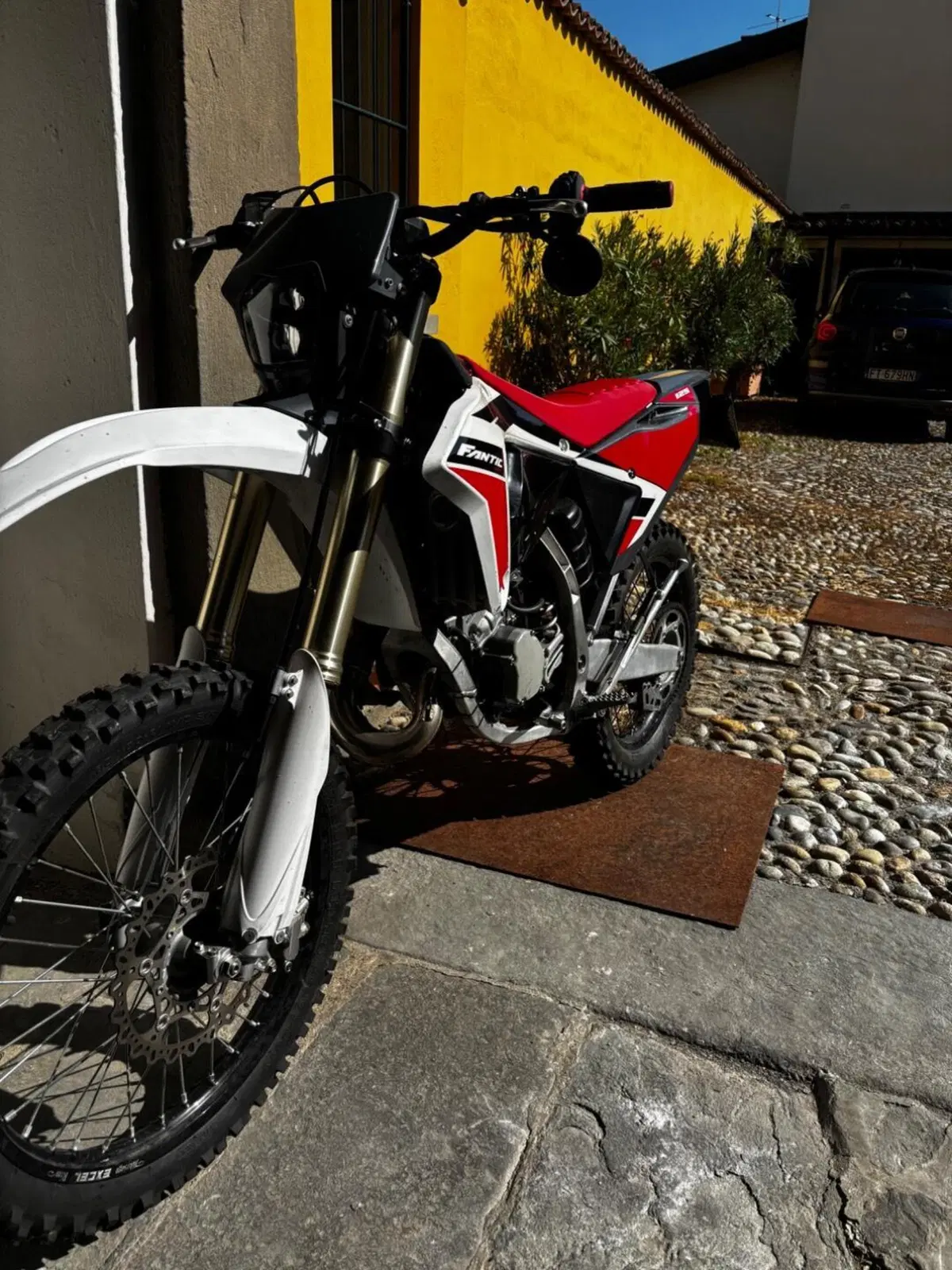 Fantic Motor XE 125 Enduro (2022) (2)