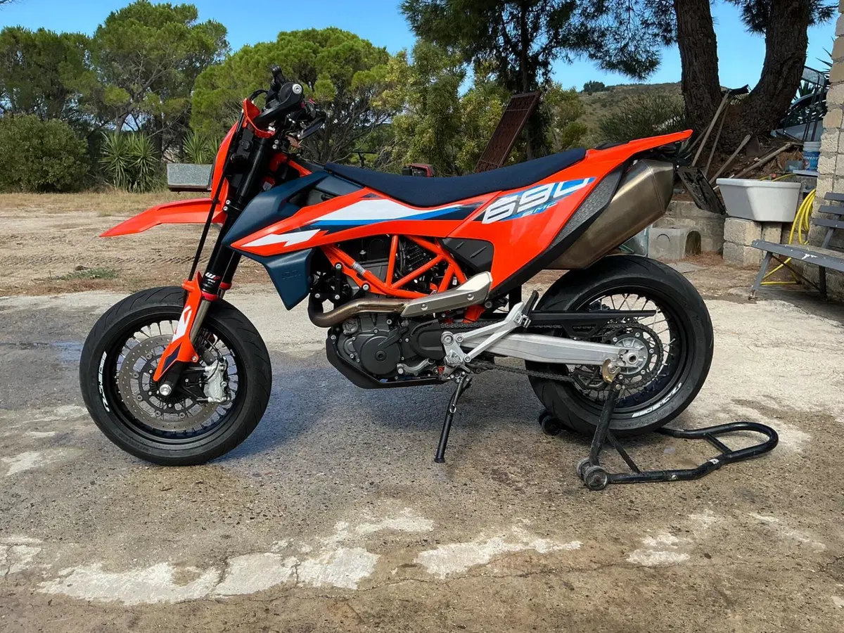 KTM 690 SMC R (2012 - 17) (3)