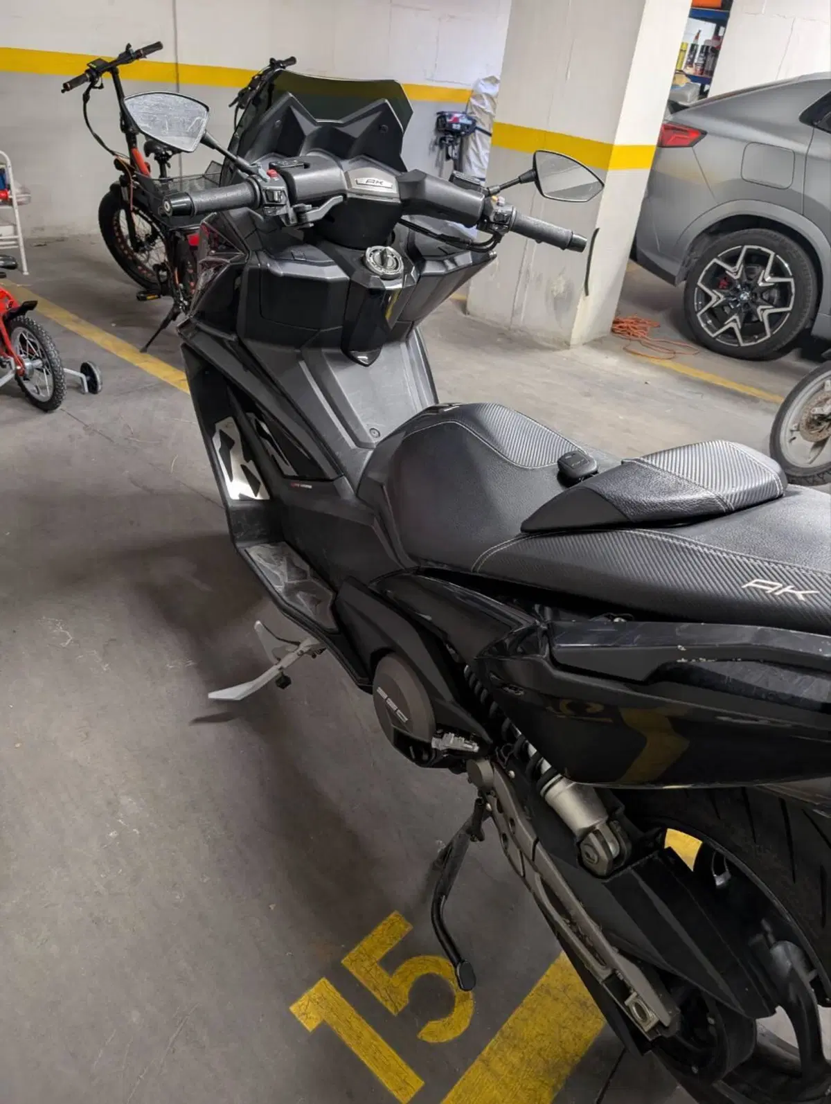 Kymco AK 550 (2017 - 19) (3)