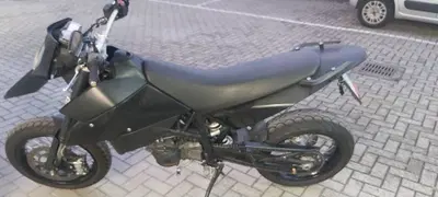 KTM 690 Supermoto (2007 - 12) usata