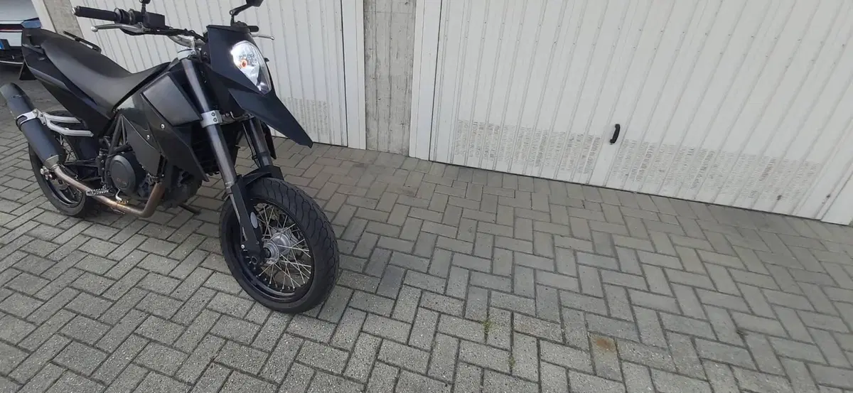 KTM 690 Supermoto (2007 - 12) (6)