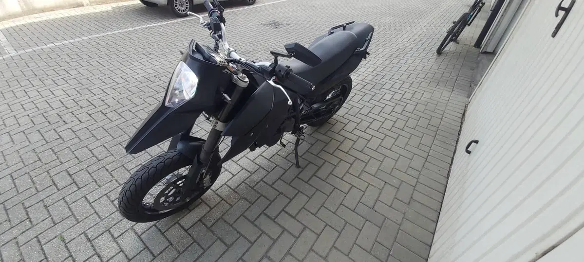 KTM 690 Supermoto (2007 - 12) (8)