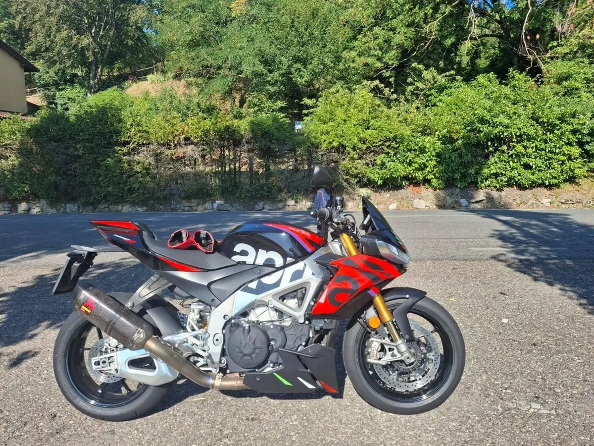 Aprilia Tuono V4 Factory (2021 - 24) (5)