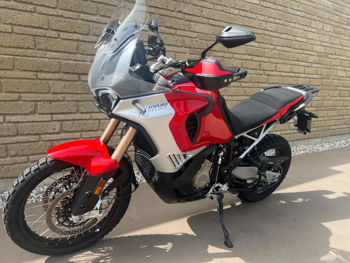 MV Agusta LXP Enduro Veloce (2024 - 25) (10)