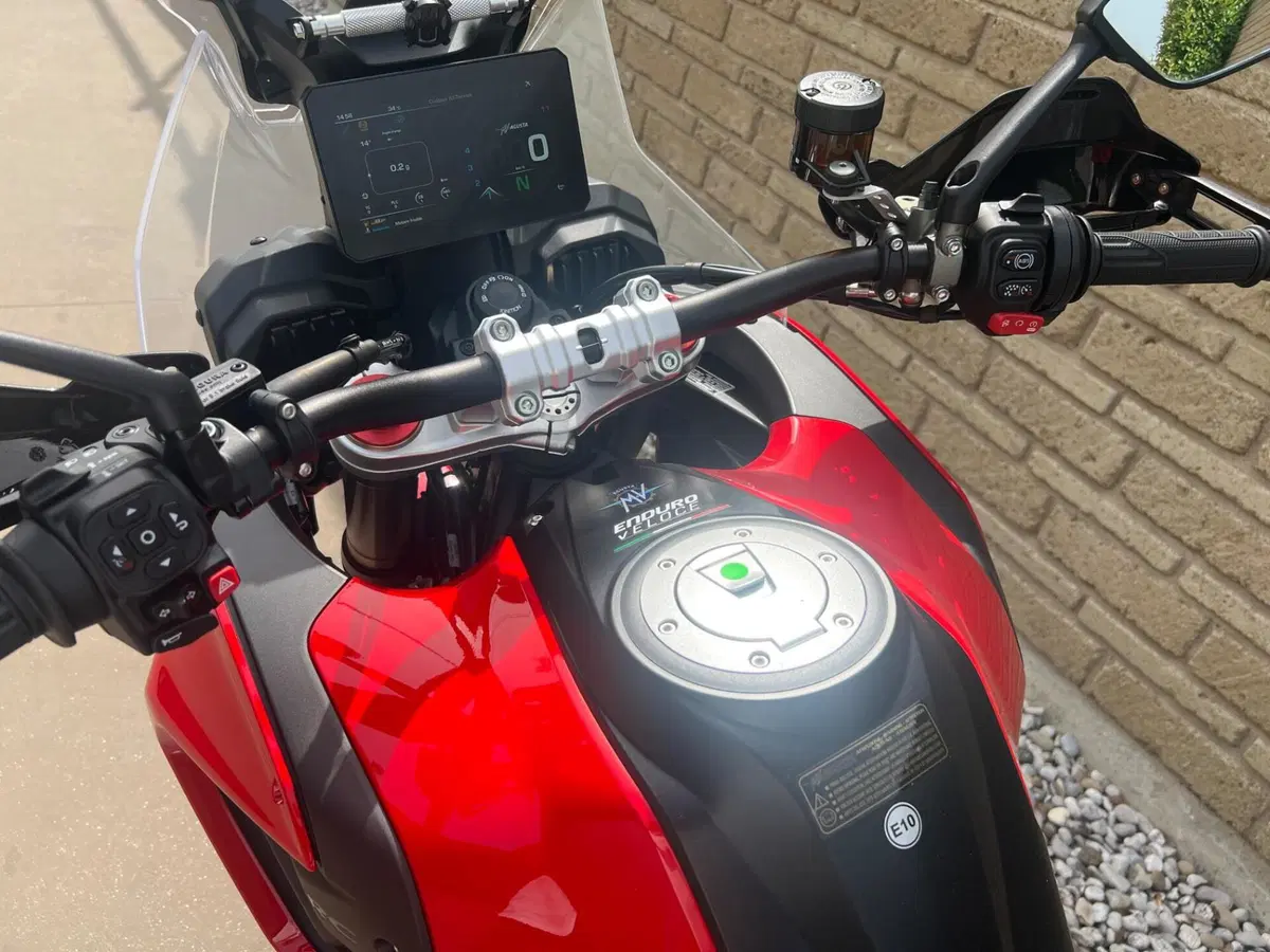 MV Agusta LXP Enduro Veloce (2024 - 25) (12)