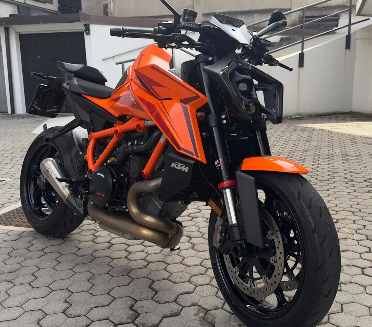 KTM 1390 Super Duke R (2024 - 26) (2)