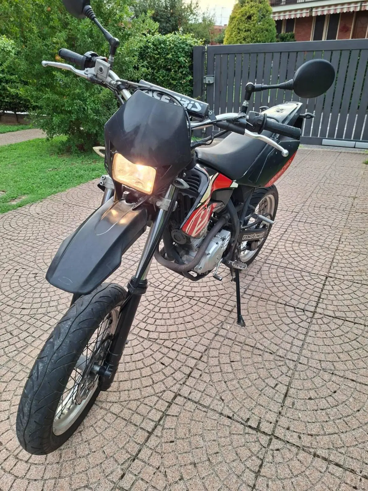 Betamotor RR 125 4T Motard (2006 - 11) (4)