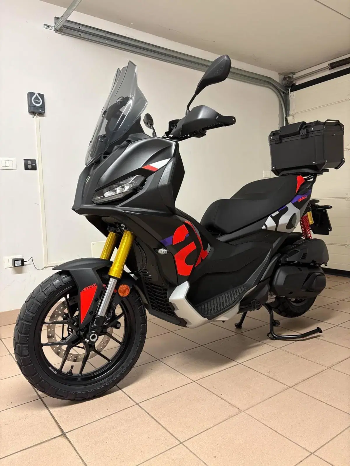 Aprilia SR GT 400 Rally Replica (2026)