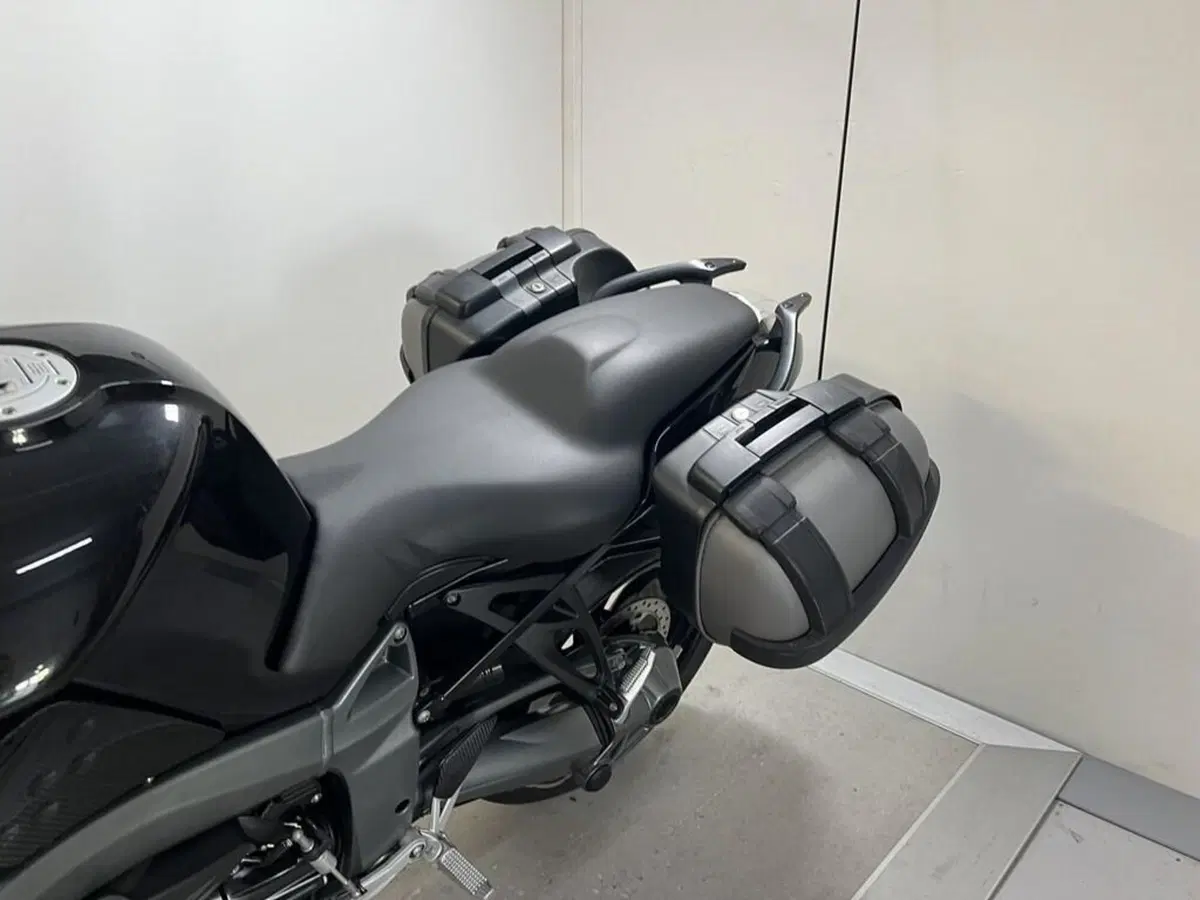 Bmw K 1300 R (2009 - 16) (2)