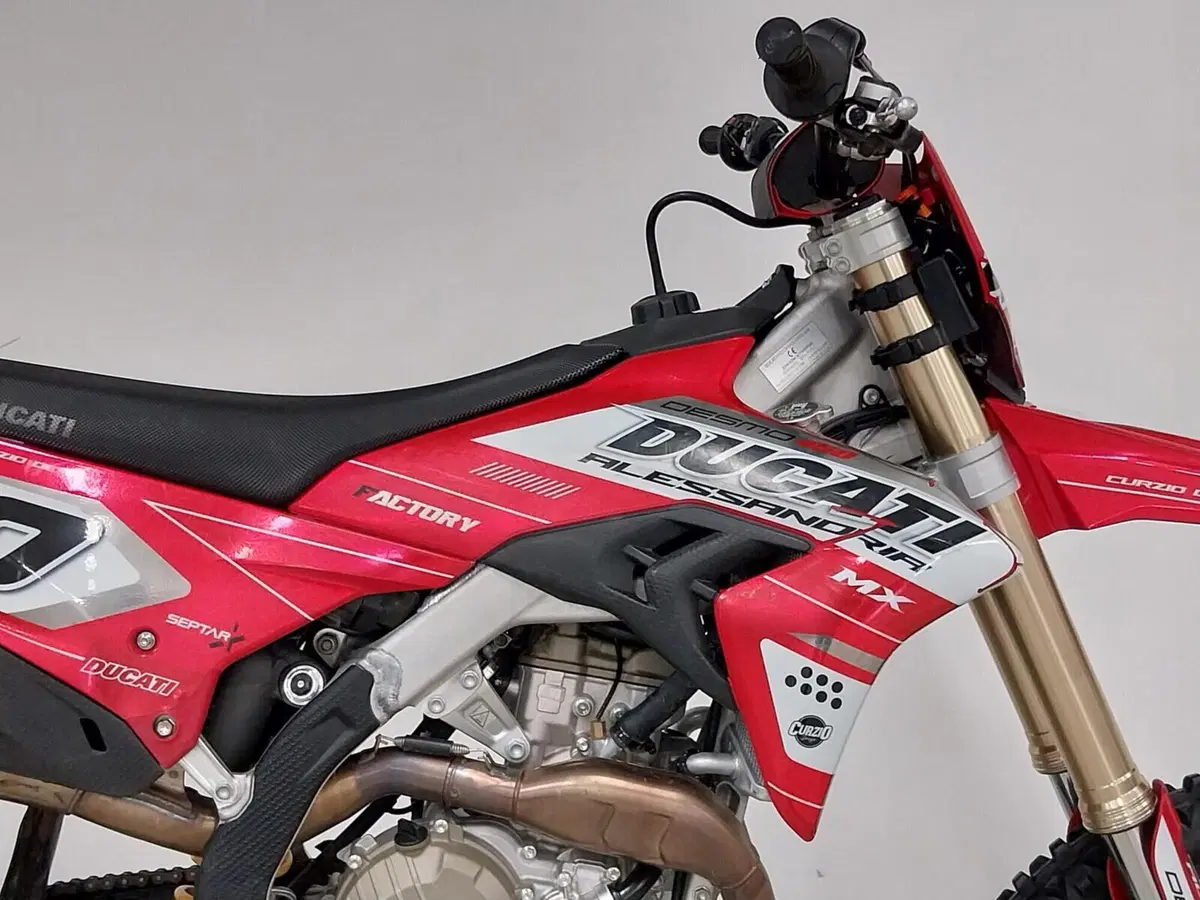 Ducati Desmo450 MX (2026) (8)