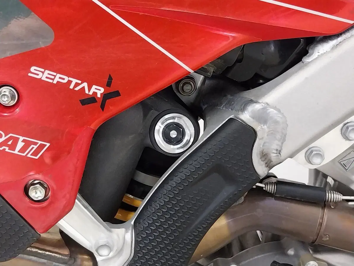 Ducati Desmo450 MX (2026) (11)
