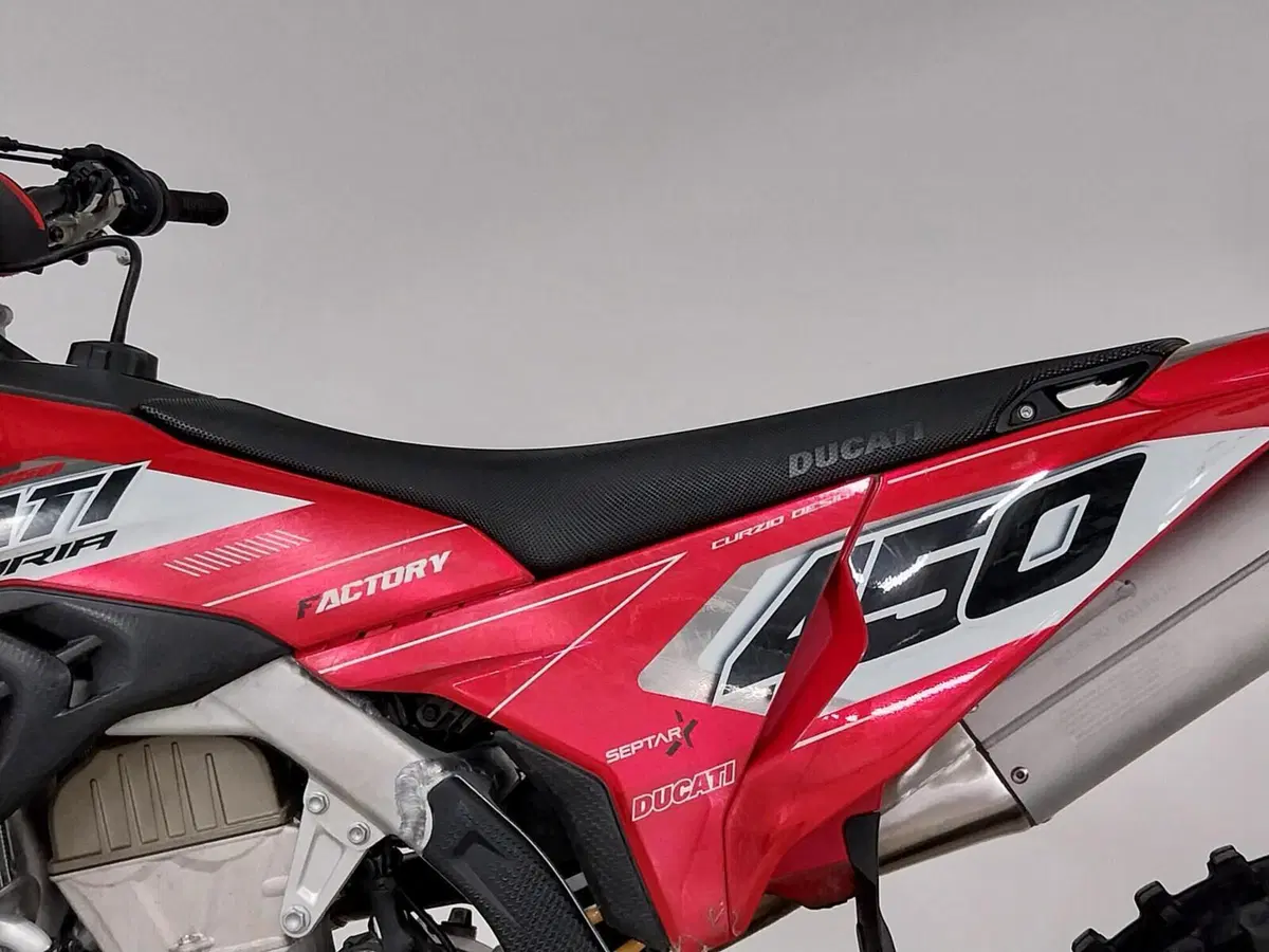 Ducati Desmo450 MX (2026) (16)