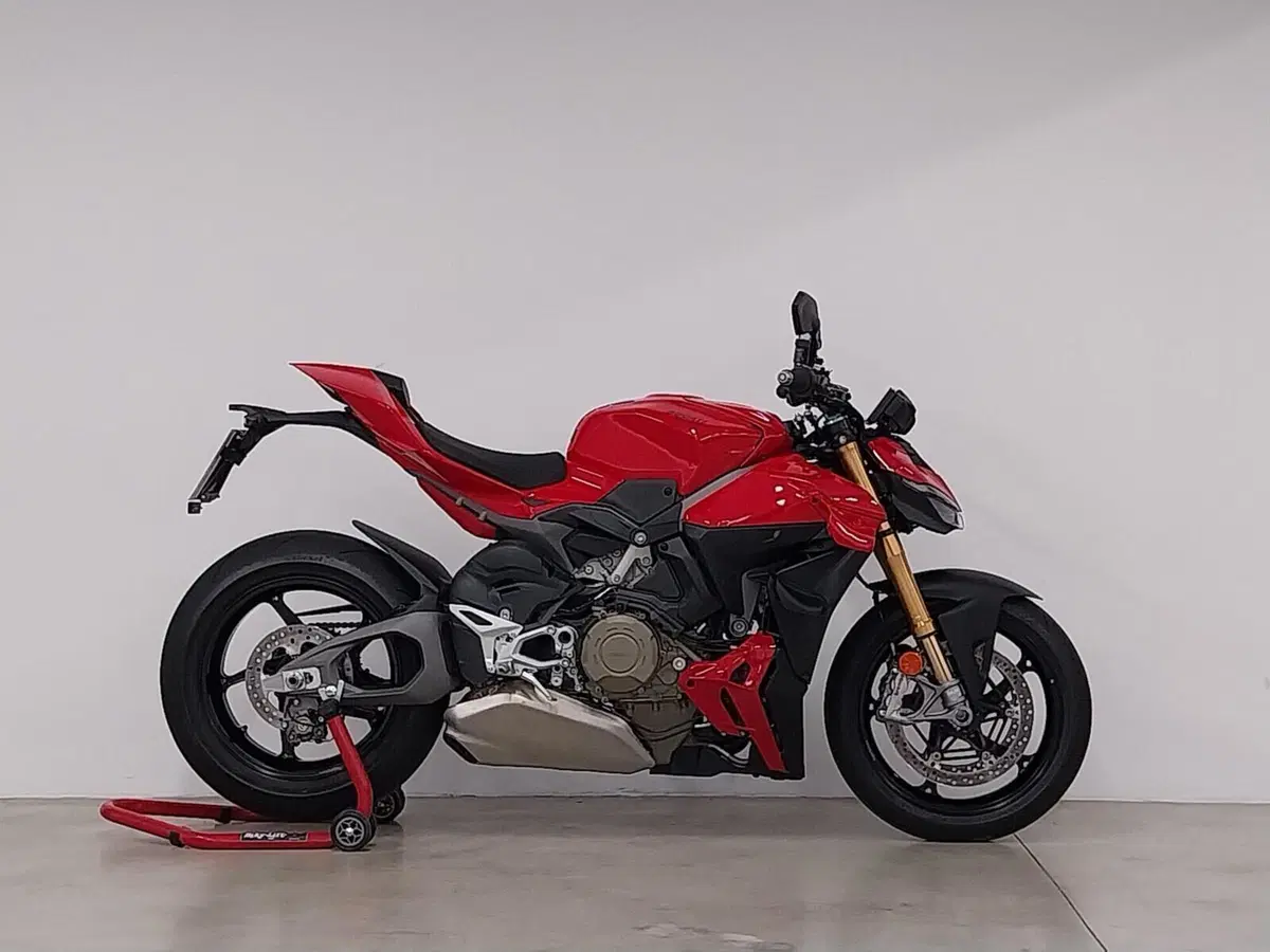 Ducati Streetfighter V4 S (2025 - 26)