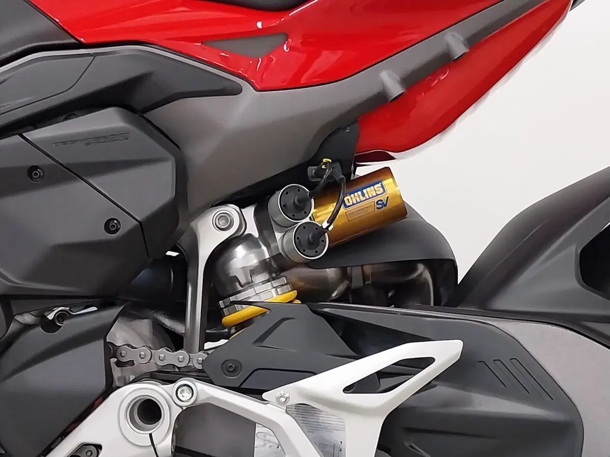 Ducati Streetfighter V4 S (2025 - 26) (20)