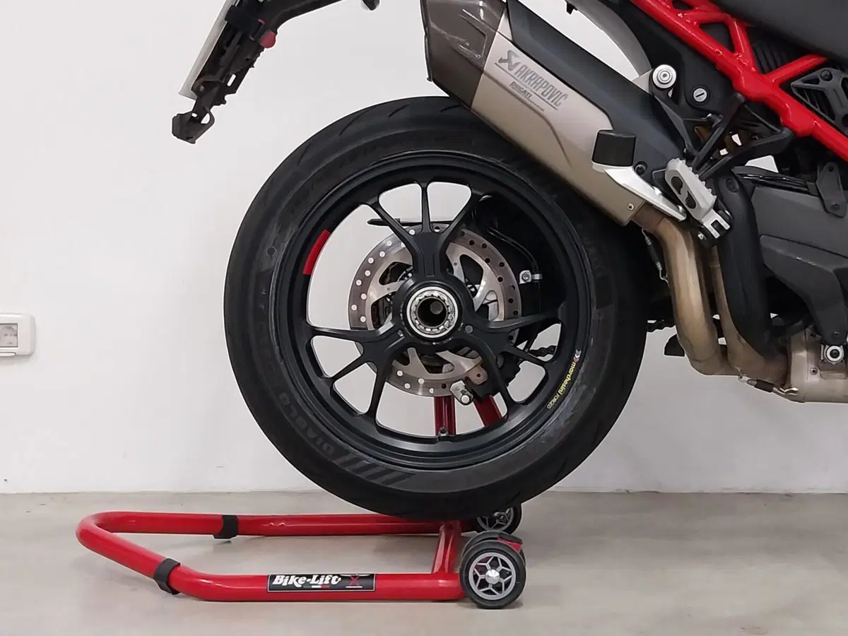 Ducati Multistrada V4 Pikes Peak (2021 - 24) (10)