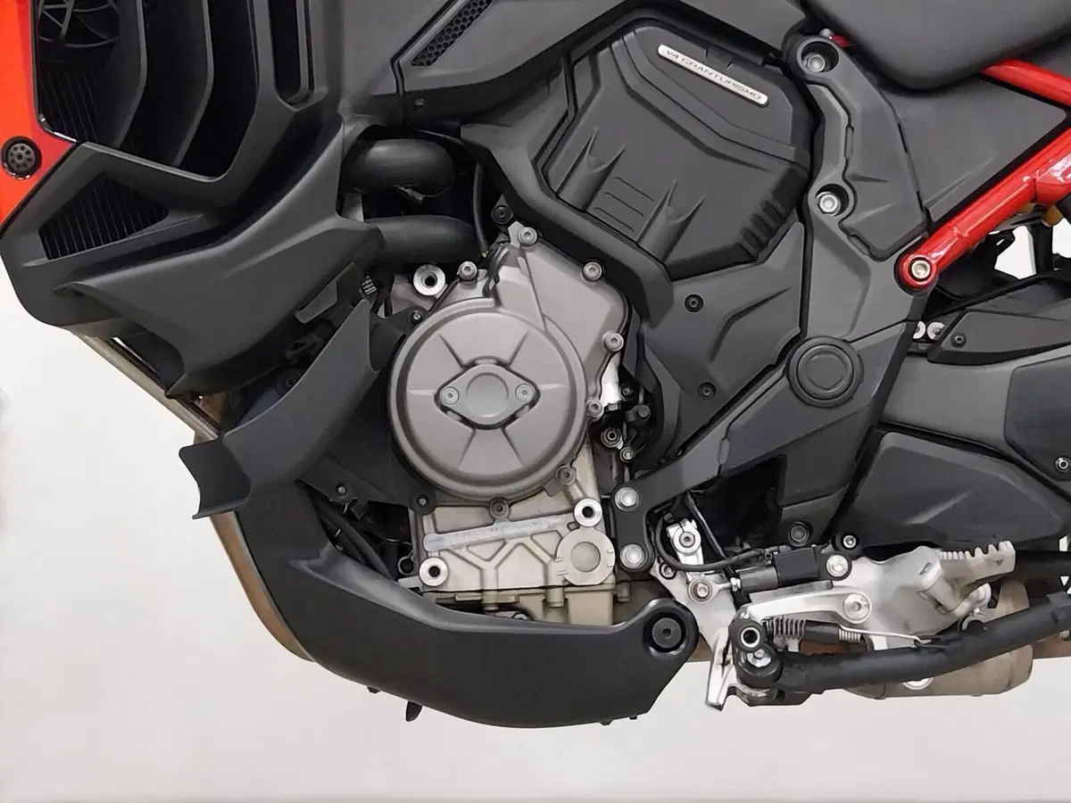 Ducati Multistrada V4 Pikes Peak (2021 - 24) (19)