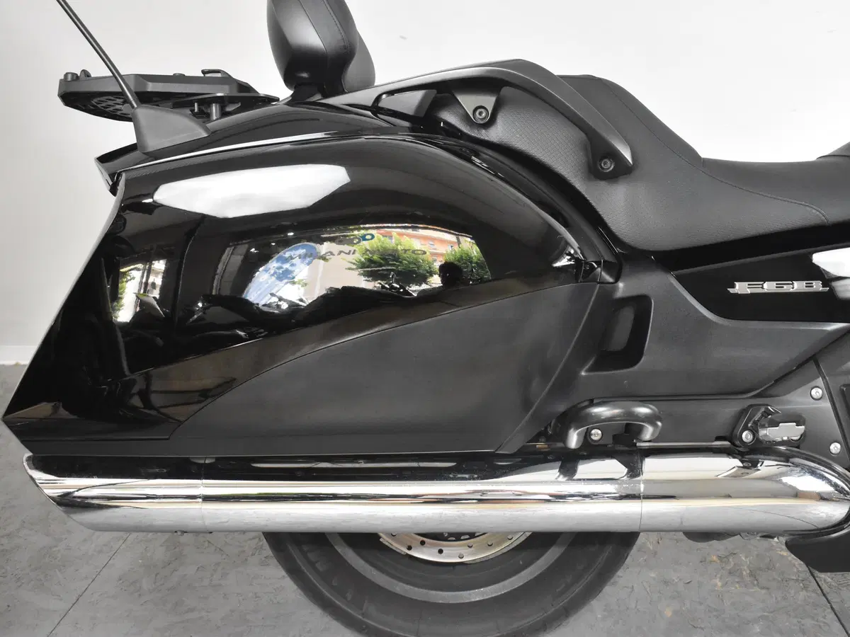 Honda GL 1800 F6B Goldwing Bagger (2012 - 16) (11)