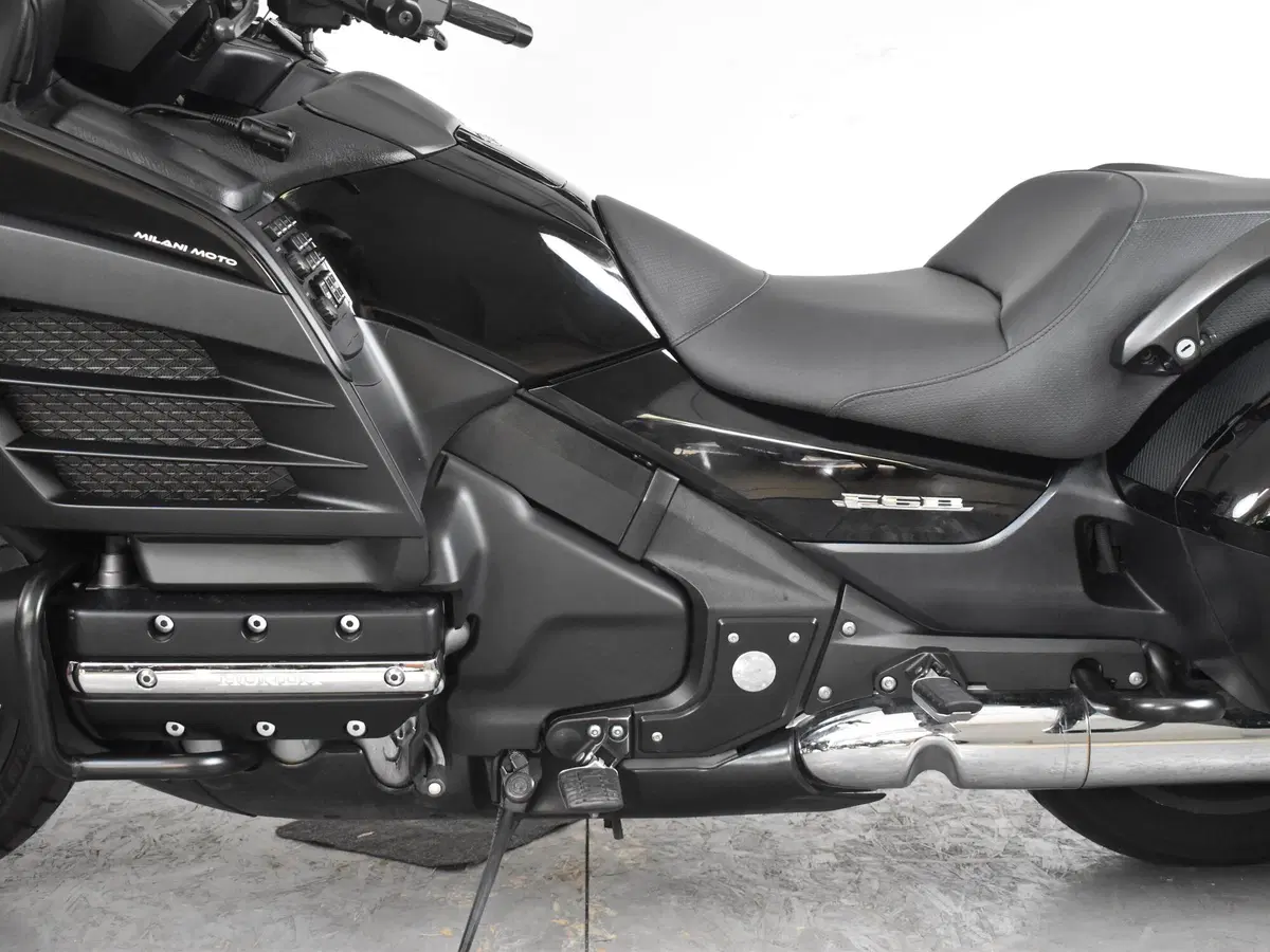 Honda GL 1800 F6B Goldwing Bagger (2012 - 16) (14)