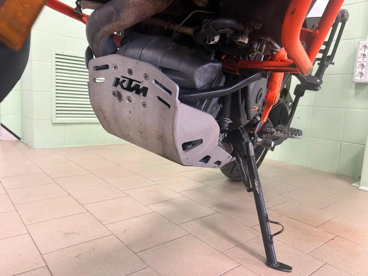 KTM 1290 Super Adventure R (2017 - 20) (16)