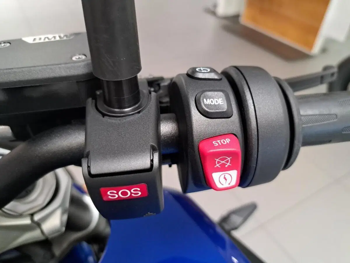 Bmw R 1300 R (2026 - 27) (11)