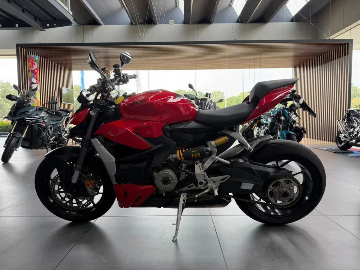 Ducati Streetfighter V2 (2022 - 24) (2)