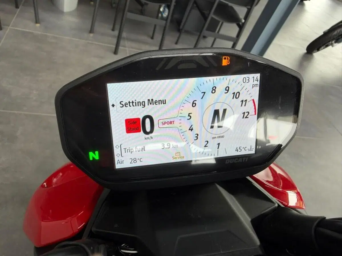 Ducati Streetfighter V2 (2022 - 24) (10)