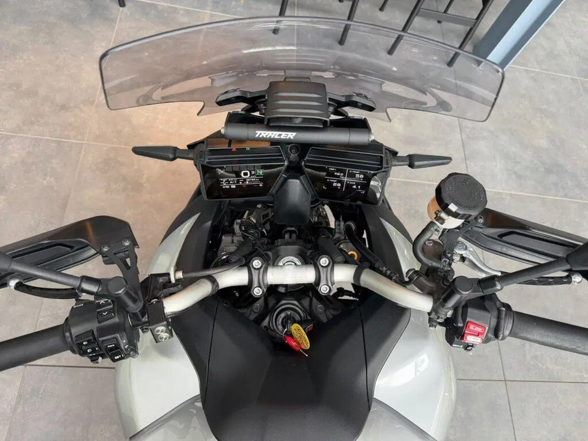 Yamaha MT-09 (2021 - 23) (9)