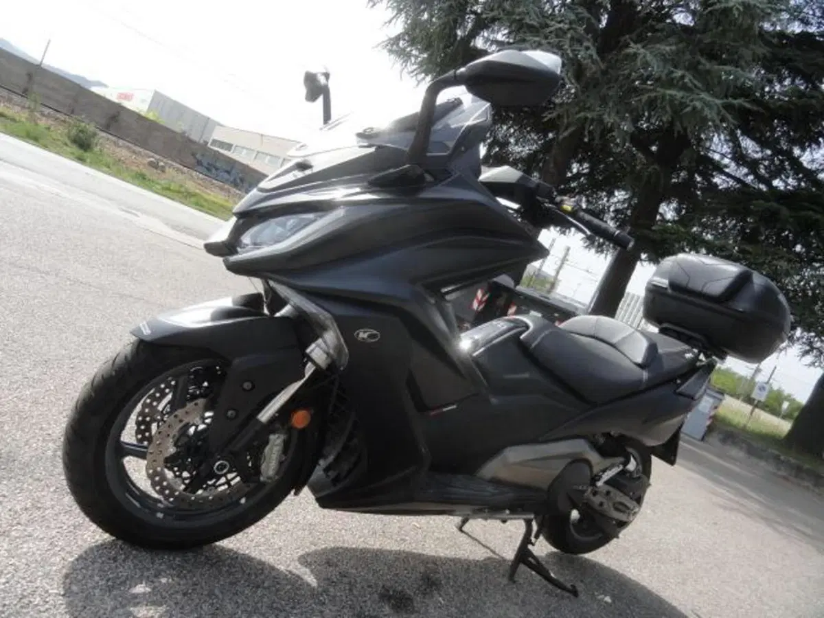 Kymco AK 550 ETS (2021 - 26) (4)
