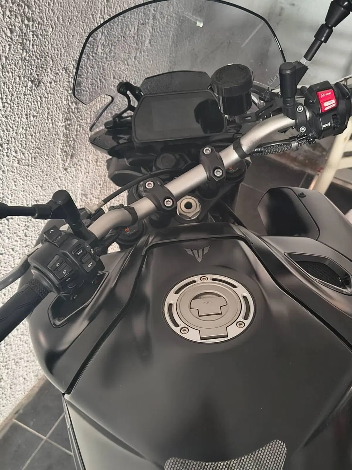 Yamaha MT-10 (2022 - 26) (2)