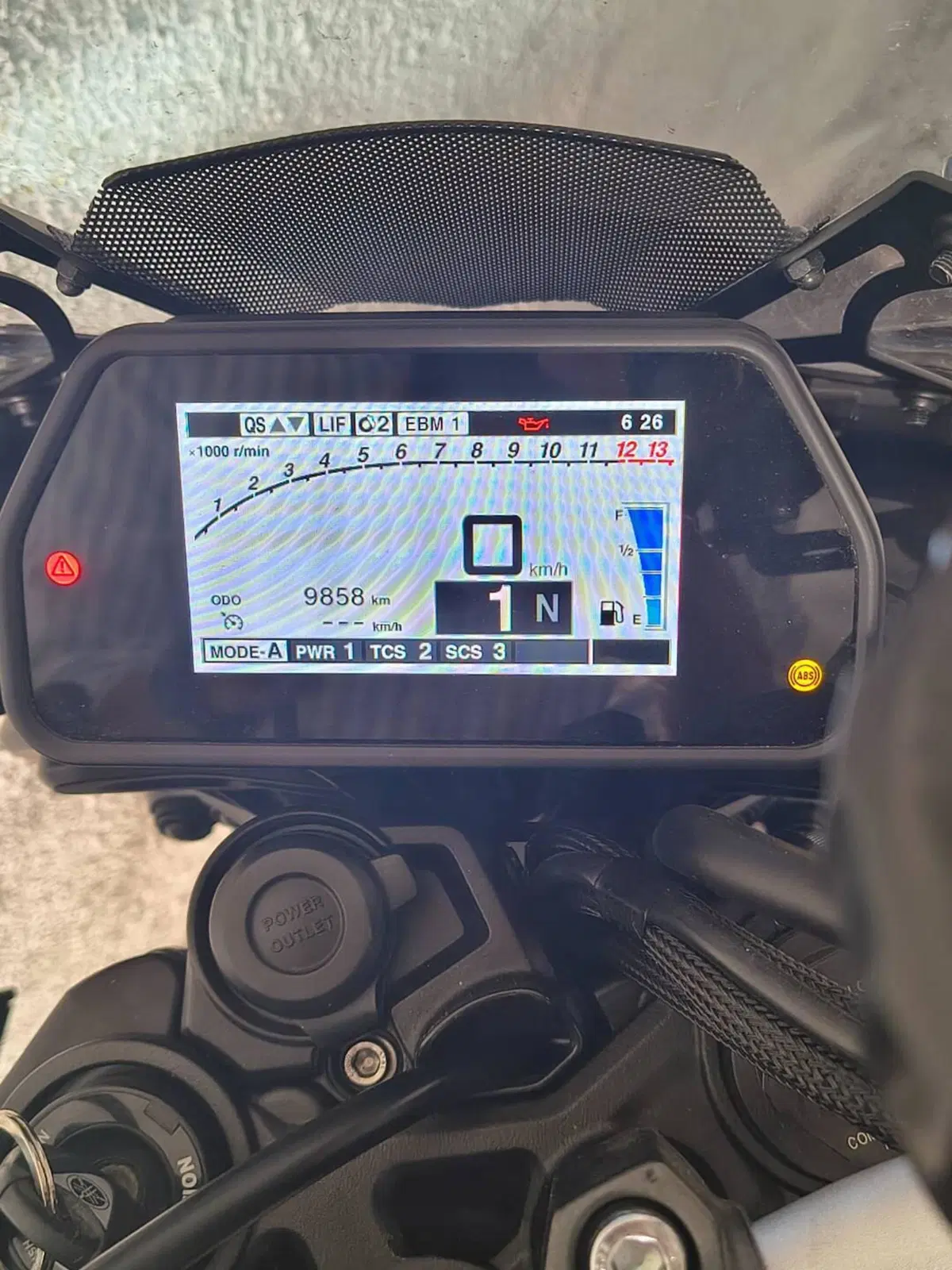 Yamaha MT-10 (2022 - 26) (4)