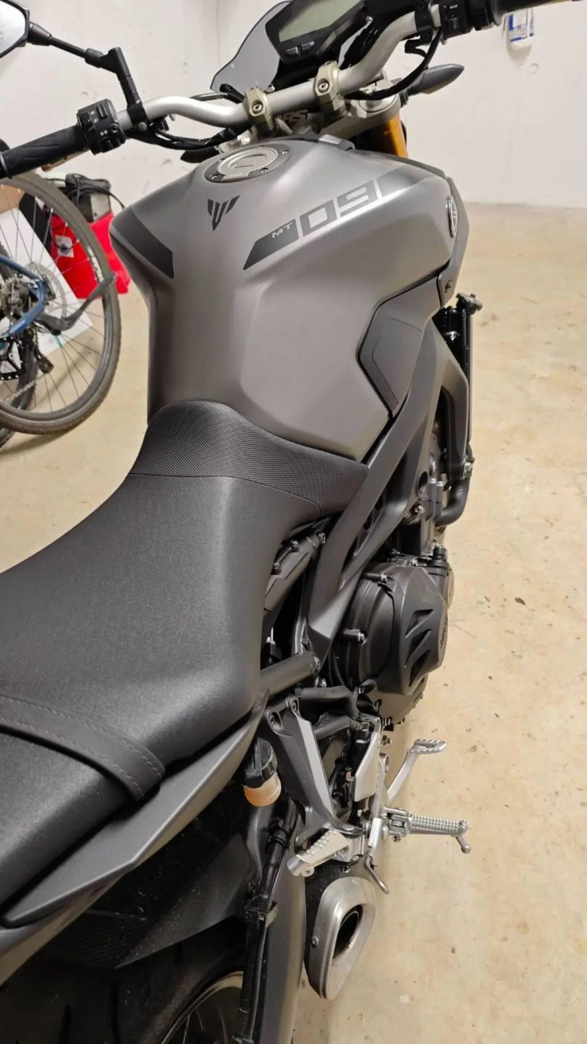 Yamaha MT-09 ABS (2016) (6)