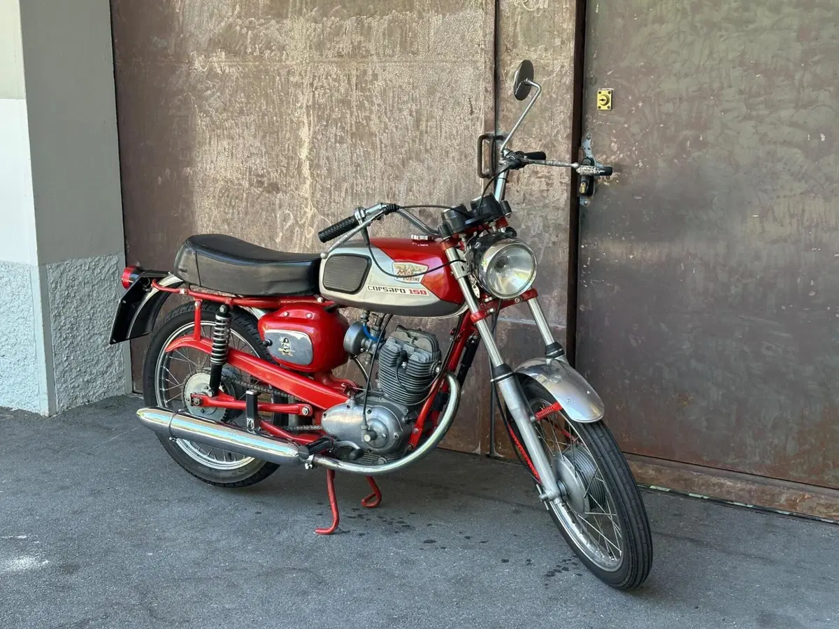 Moto Morini Corsaro 150 (3)