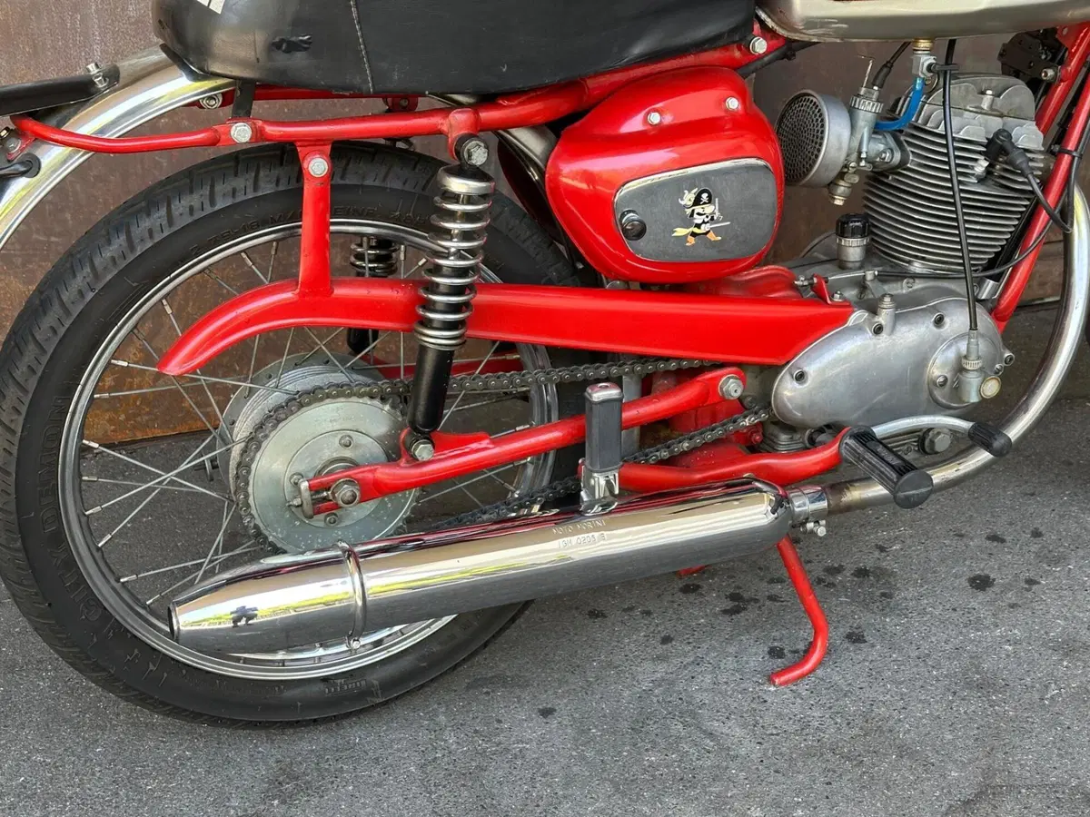Moto Morini Corsaro 150 (7)