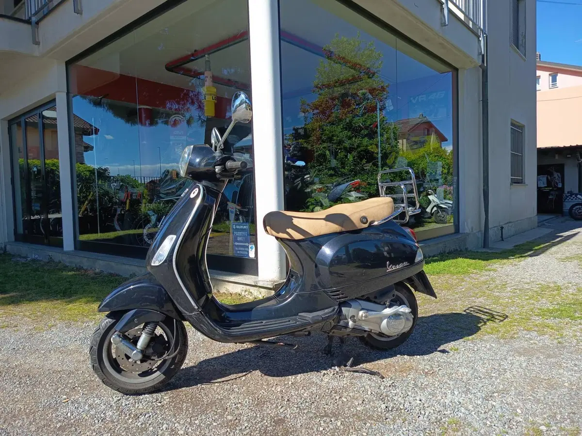 Vespa LX 125 (2005 - 11) (2)