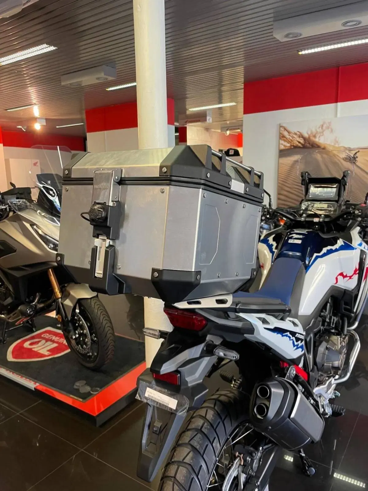 Honda Africa Twin CRF 1100L ES (2024 - 26) (4)