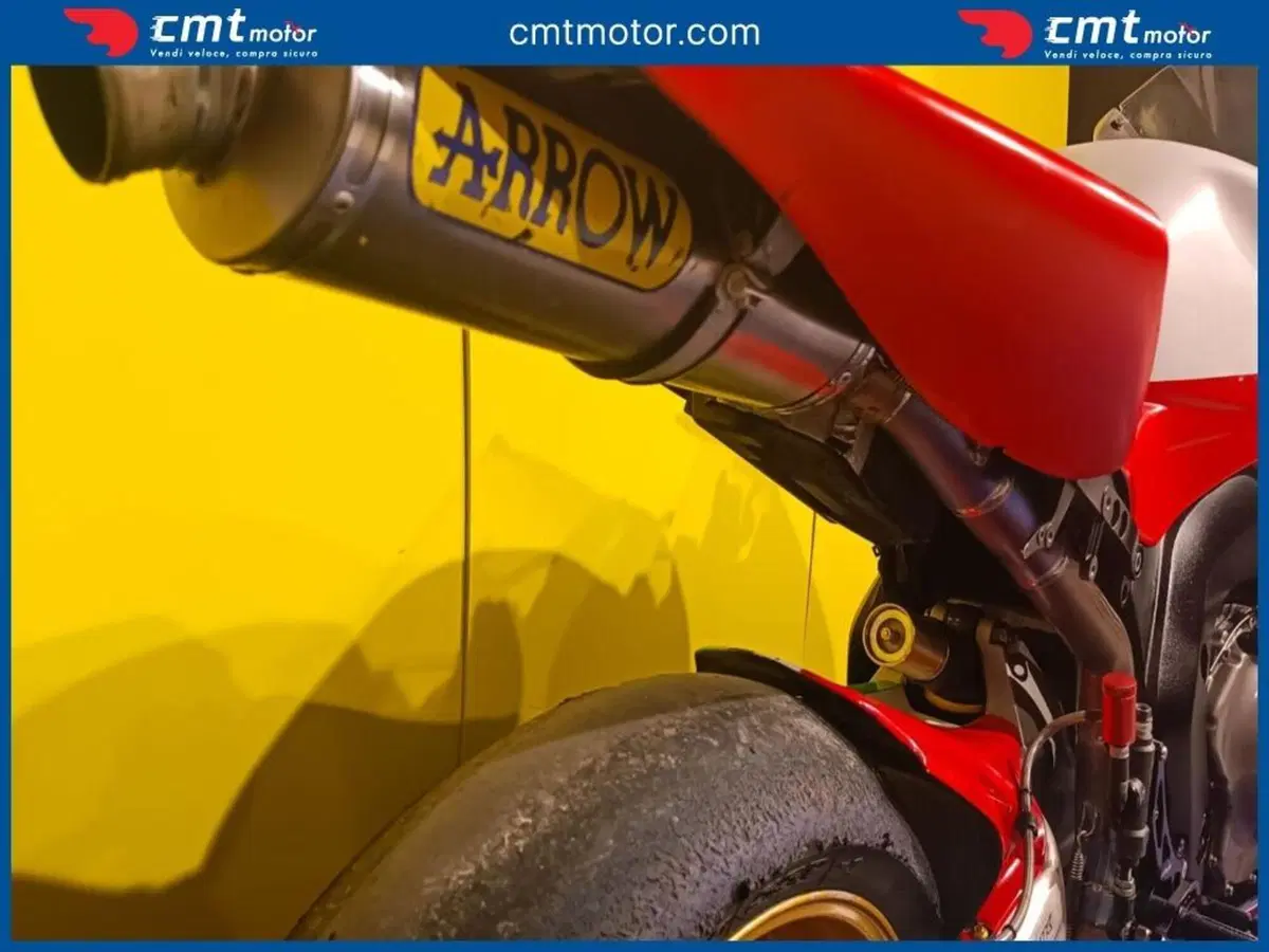 Honda CBR 1000 RR Fireblade (2006 - 07) (6)