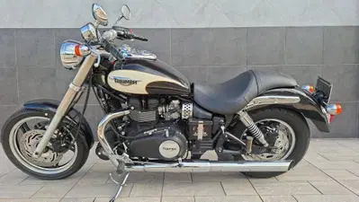Triumph Speedmaster 865 (2005 - 10) usata