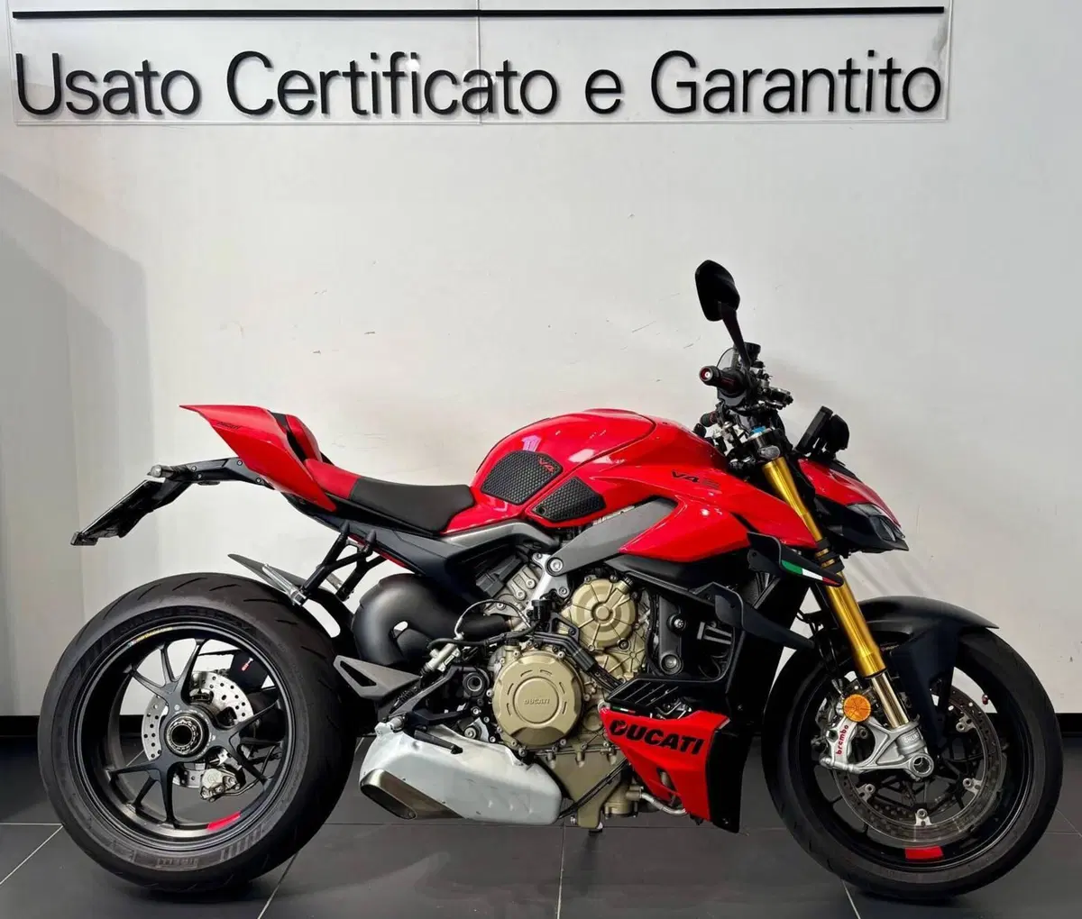 Ducati Streetfighter V4 S (2023 - 24) (2)