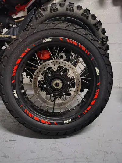 Ruote complete KTM 890 Adventure.