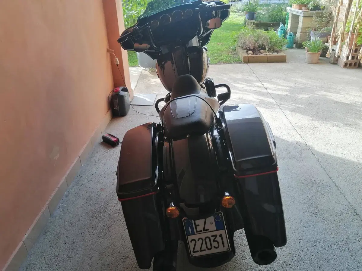 Harley-Davidson 114 Street Glide Special (2019 - 20) - FLHXS (3)