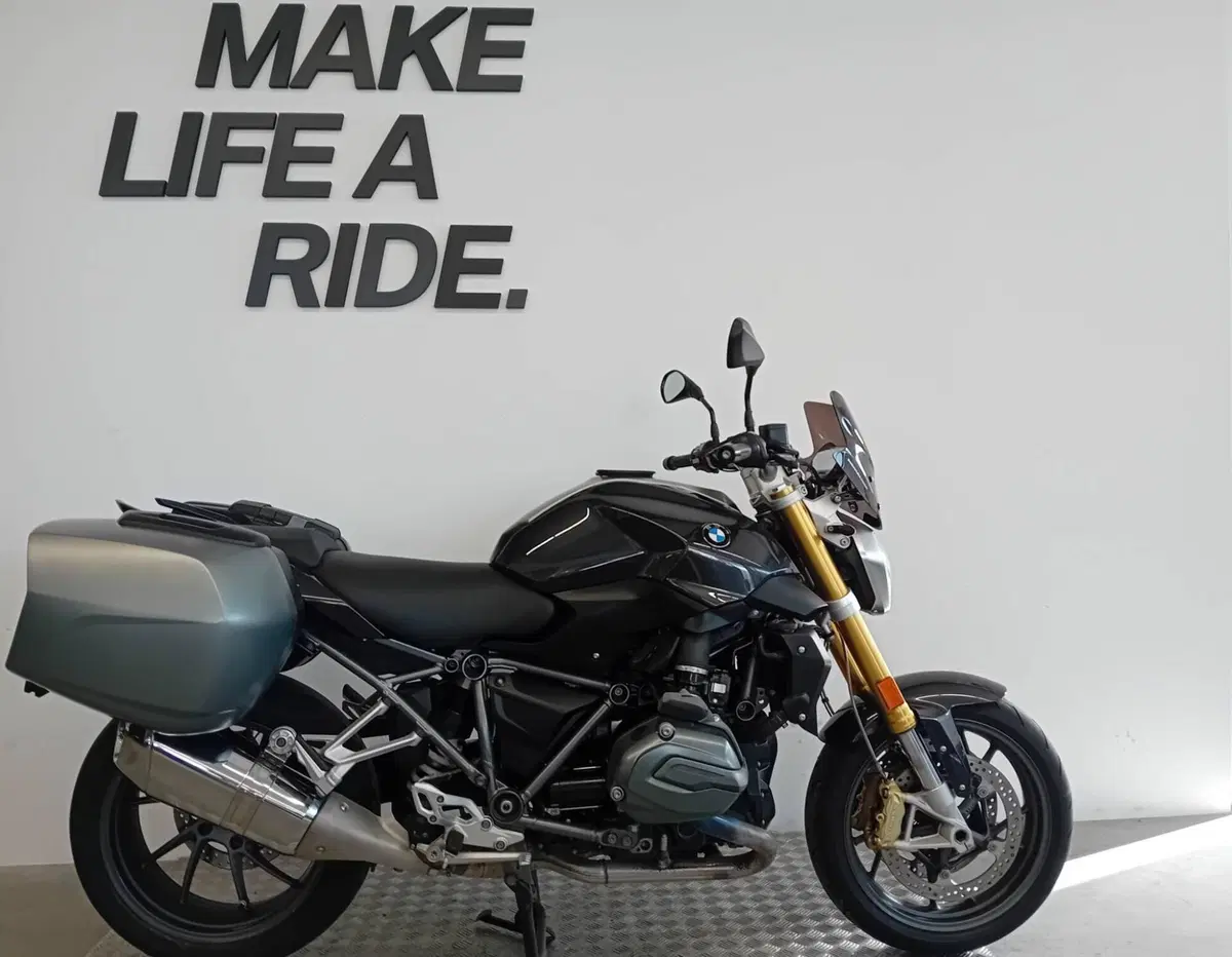 Bmw R 1200 R (2017 - 18)
