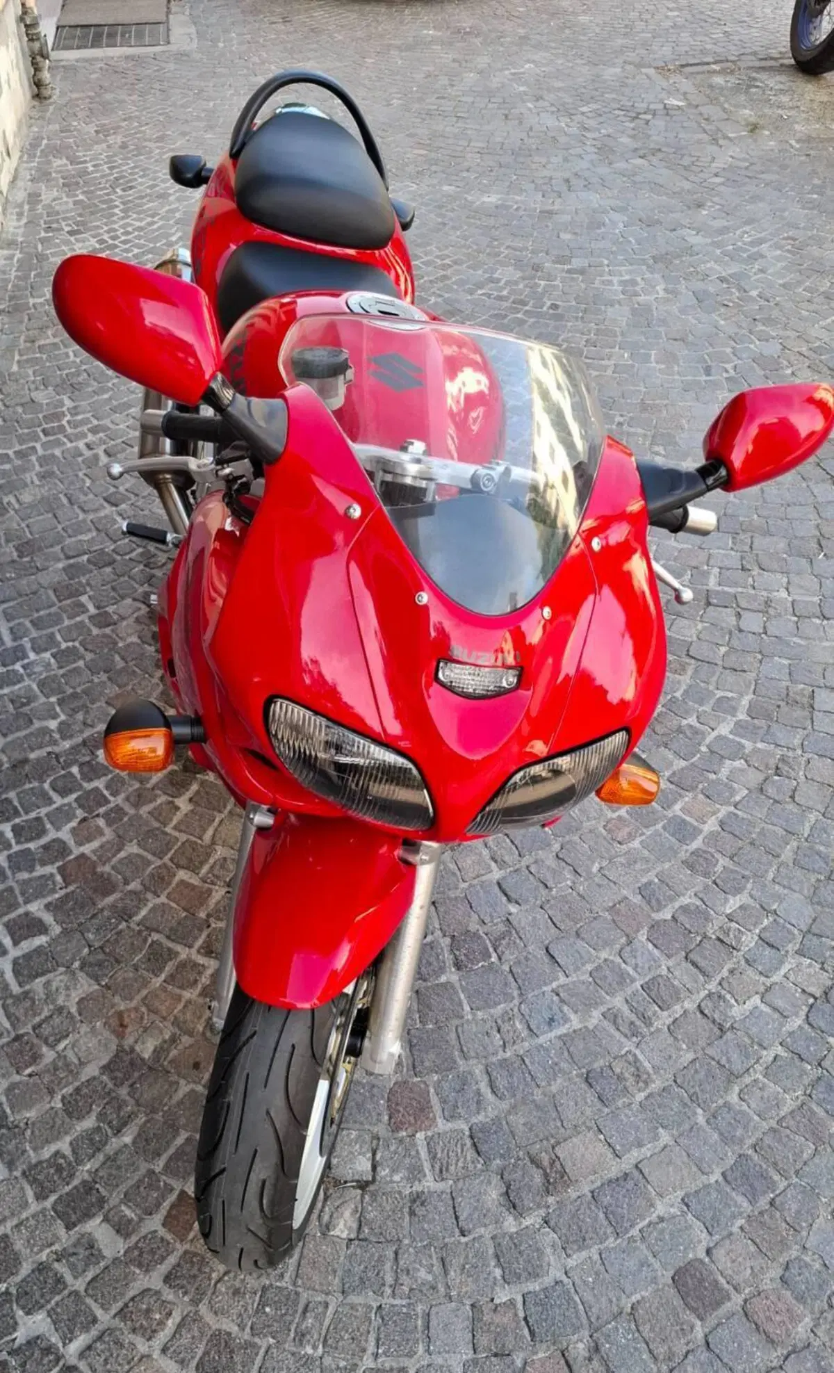 Suzuki SV 650 S (1999 - 02) (4)