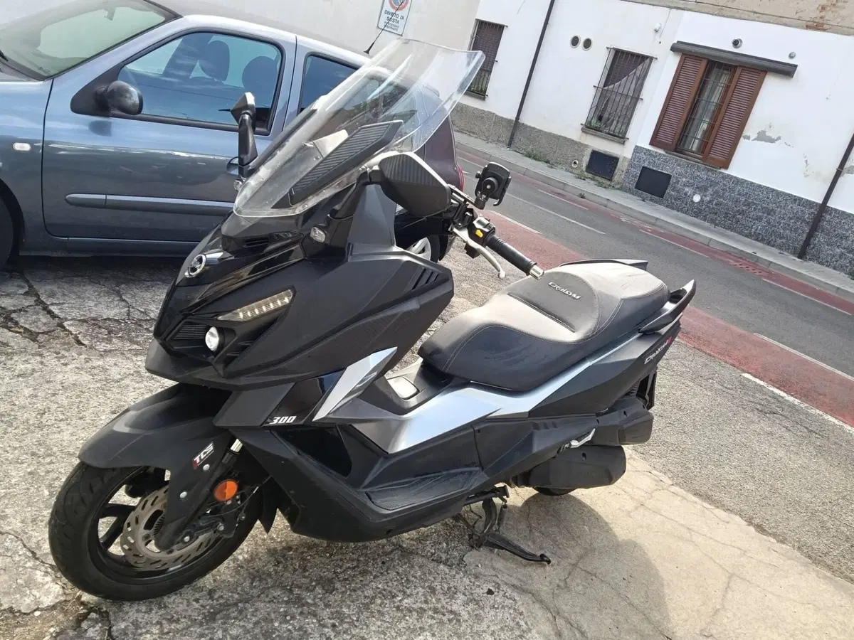 Sym Cruisym 300 (2021 - 24) (6)
