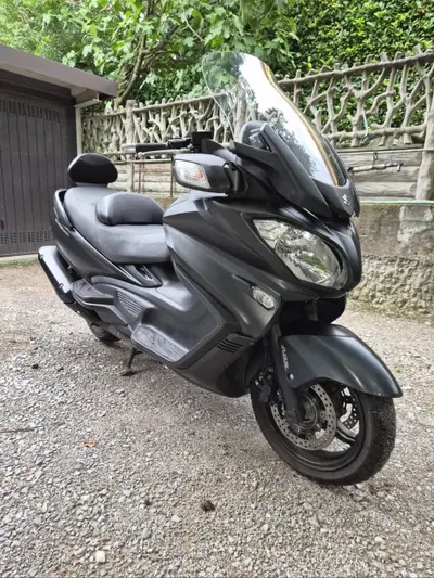 Suzuki Burgman AN 650 Executive ABS (2013 - 17) usata