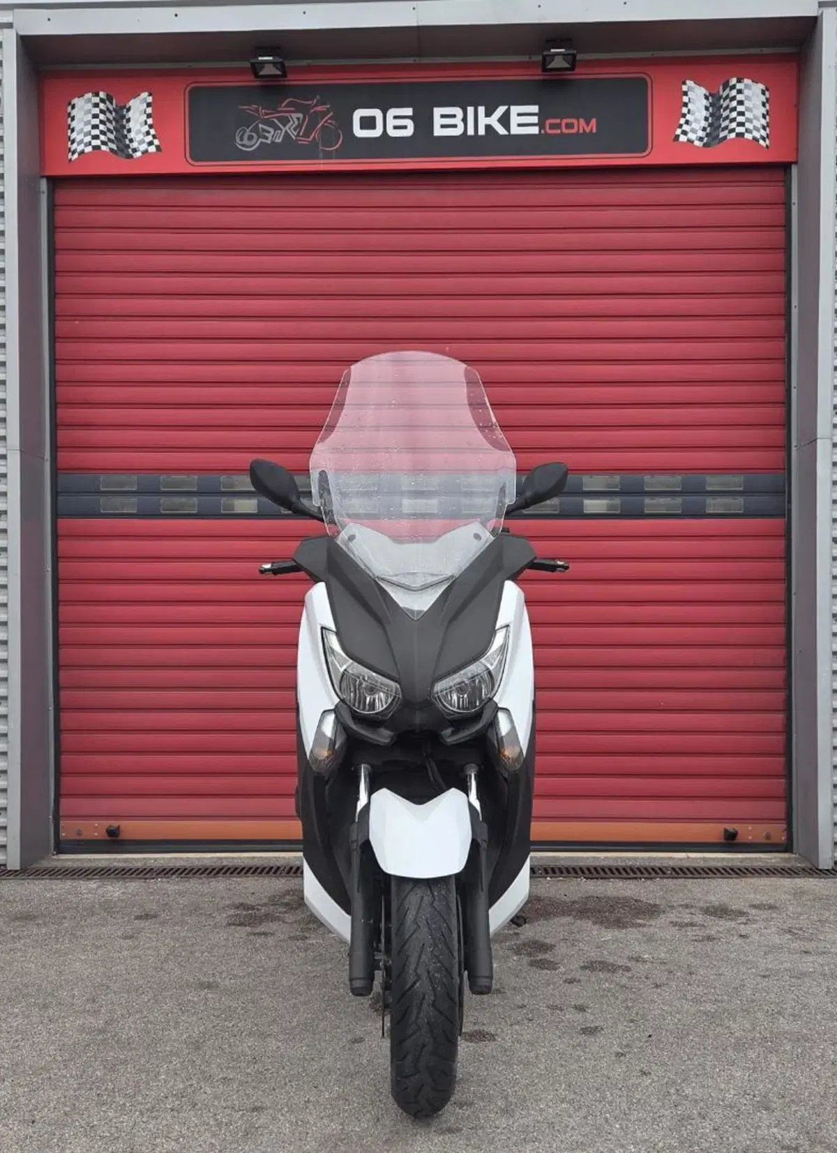 Yamaha X-Max 400 ABS (2013 - 16) (3)