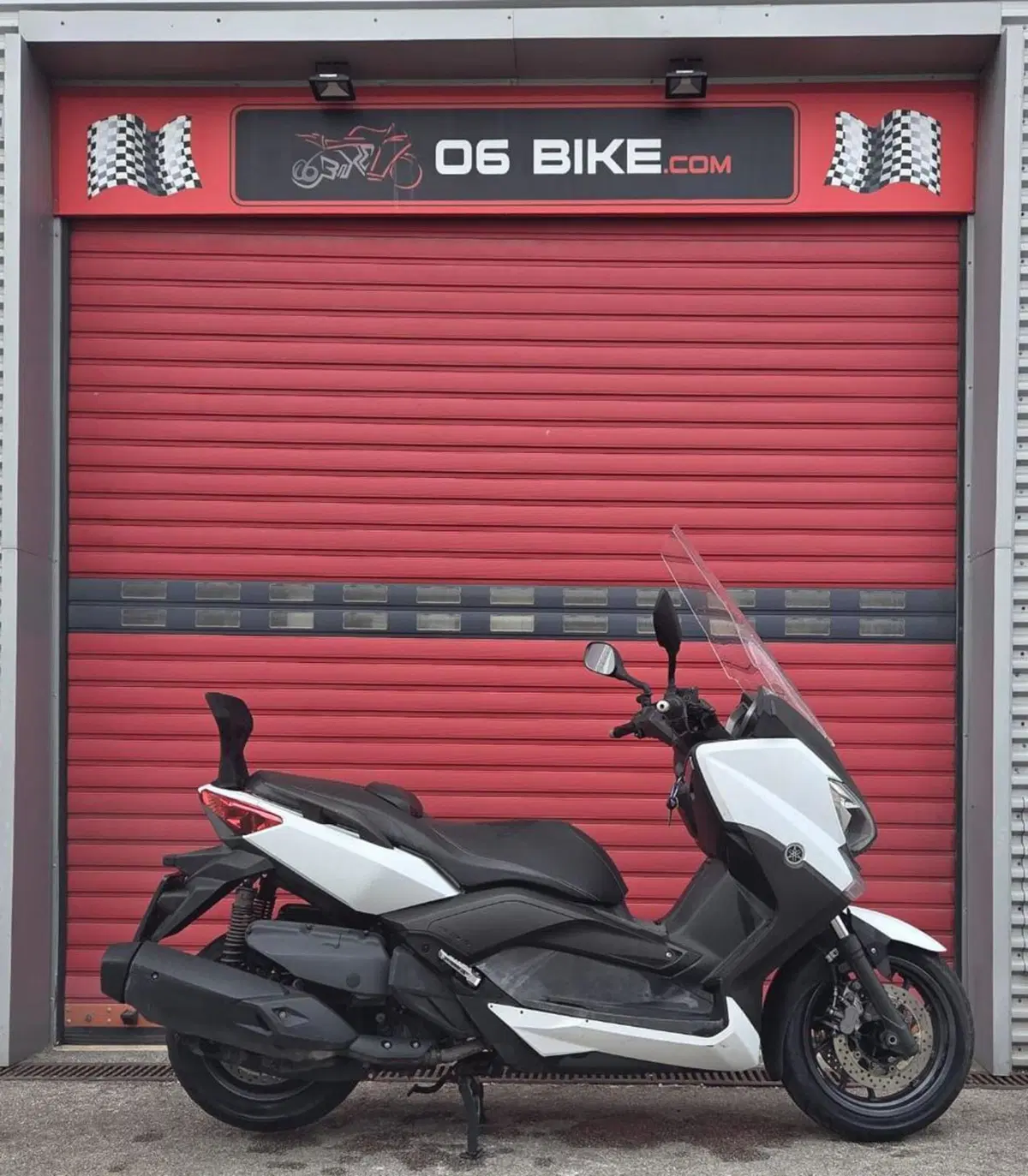 Yamaha X-Max 400 ABS (2013 - 16) (5)